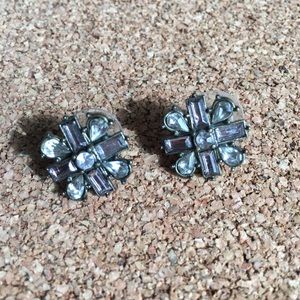 White crystal flower earrings